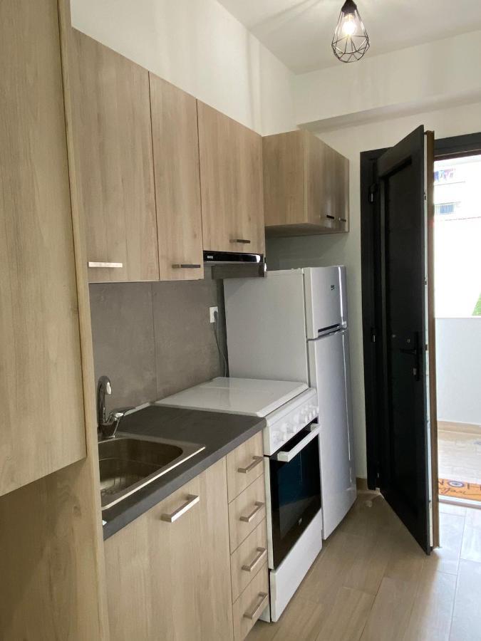 Atelier Apartment Лариса Екстериор снимка