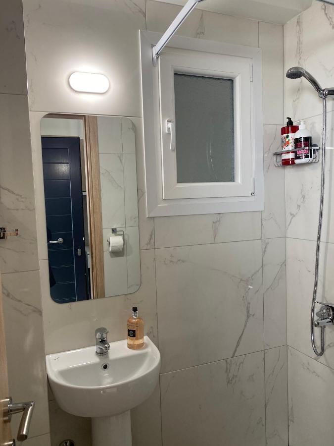 Atelier Apartment Лариса Екстериор снимка